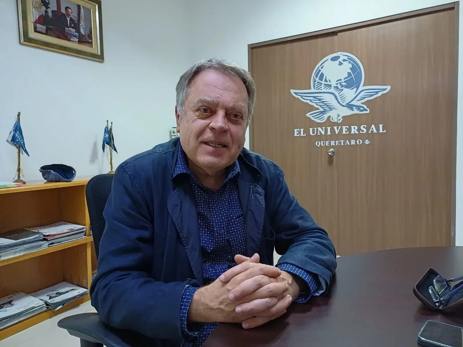 El director titular de la OFEQ, Mark Kadin, durante una reciente conferencia.