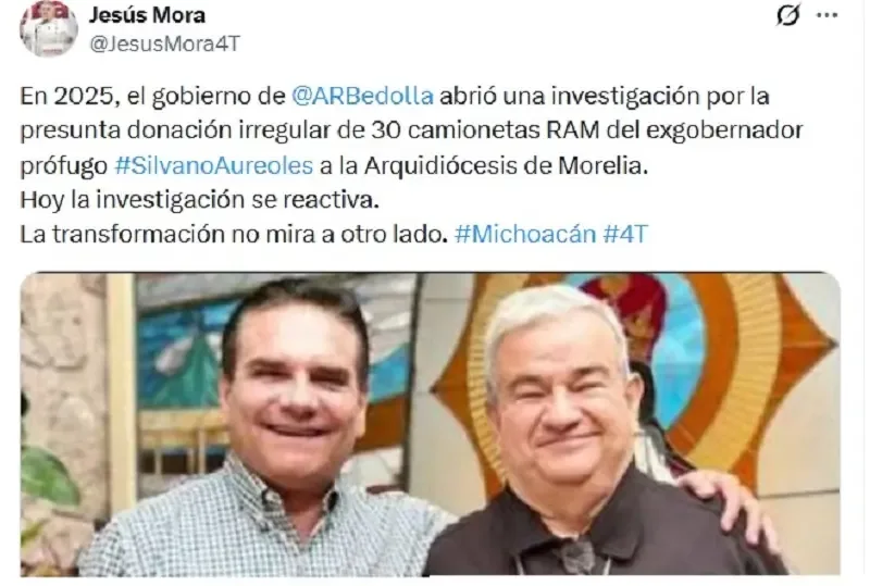 "El dirigente de MORENA, Jesús Mora, durante su declaración sobre el ex Arzobispo."