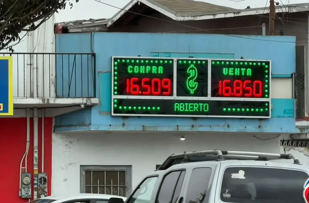La moneda estadounidense cotiza a 16.50 pesos a la compra y 16.85 a la venta, marcando un período estable.