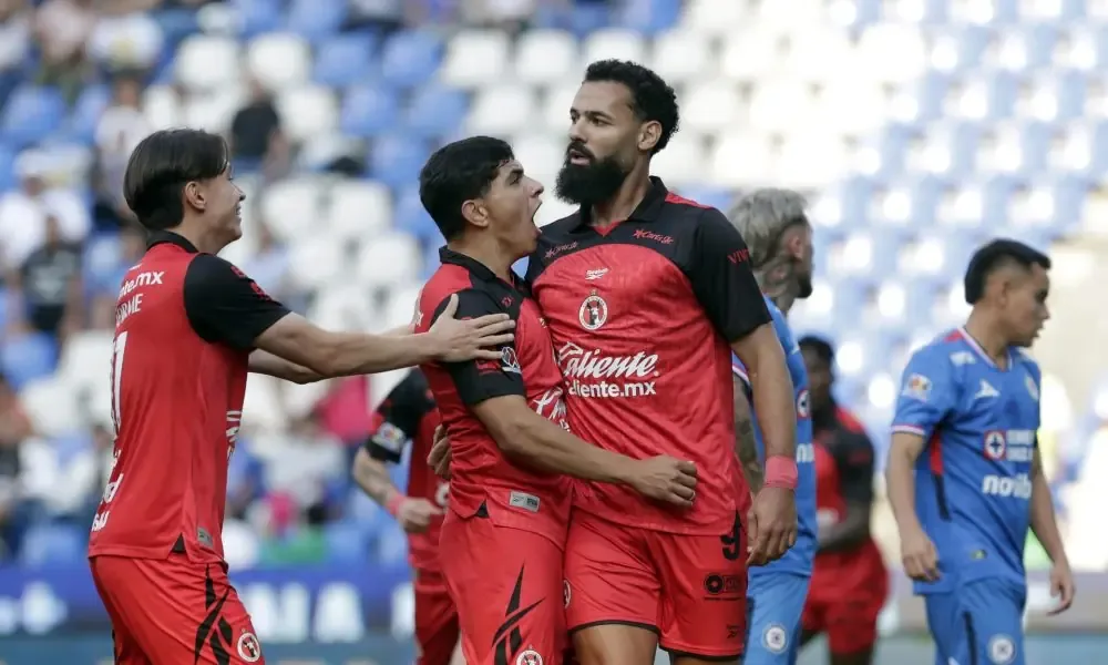 El empata mantiene a Cruz Azul en crisis, sin victorias en ocho partidos.