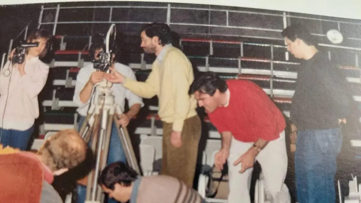 La Universidad Popular impulsa programas para la igualdad de género desde 1982 con un enfoque inclusivo y matizado.