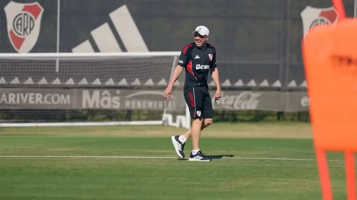 El entrenador Eduardo Coudet tomará las riendas del equipo en un momento clave.