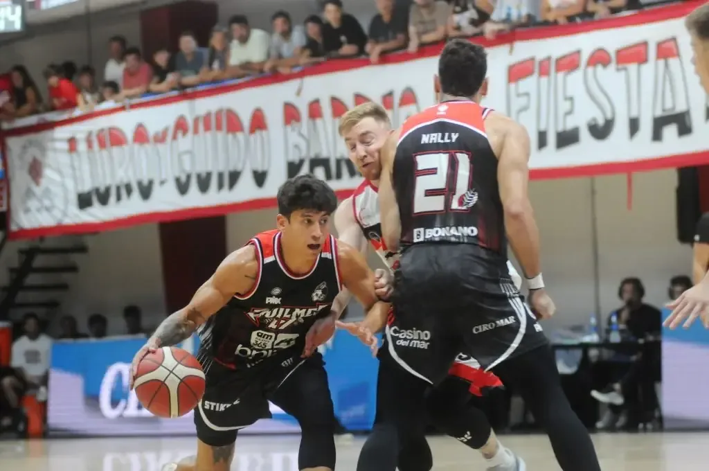 El equipo busca recuperar su posición ante un rival complicado en la Liga Argentina de Básquet.