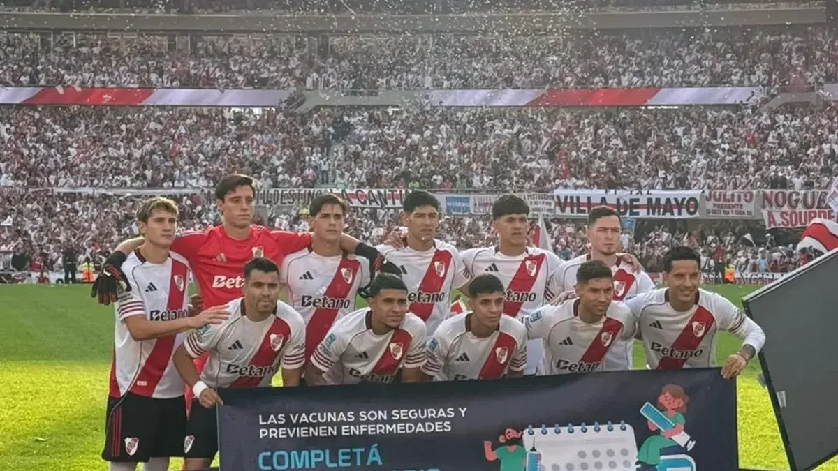 El equipo de Eduardo Coudet se enfrenta a Aldosivi en el Monumental tras perder el Superclásico.