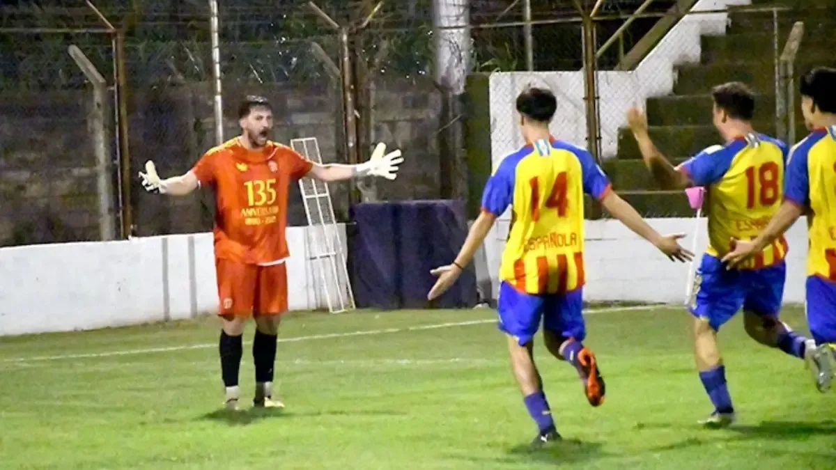 El equipo logró una histórica clasificación tras un emocionante partido definido por penales.