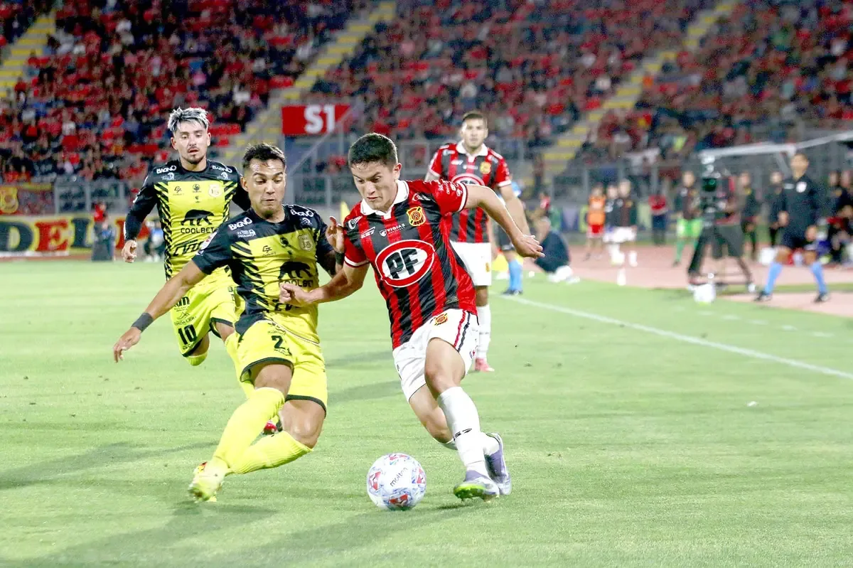 El equipo rojinegro suma su primer punto, pero sigue en el fondo de la tabla.
