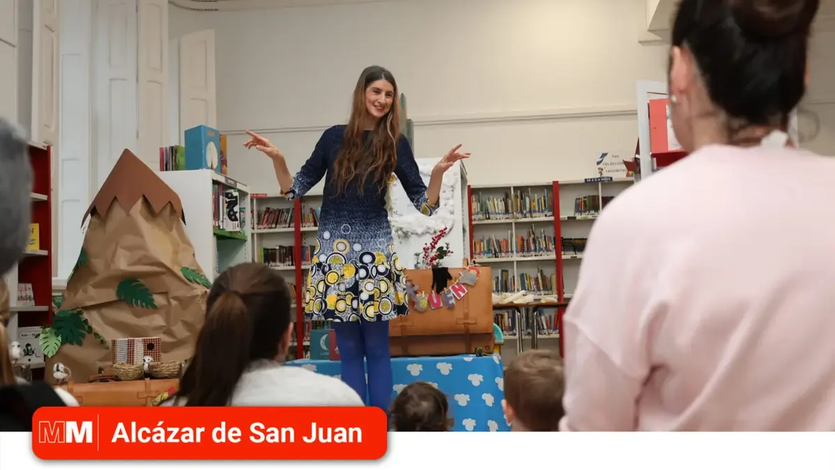 El espectáculo fomenta la lectura en bebés a través de la narración interactiva.