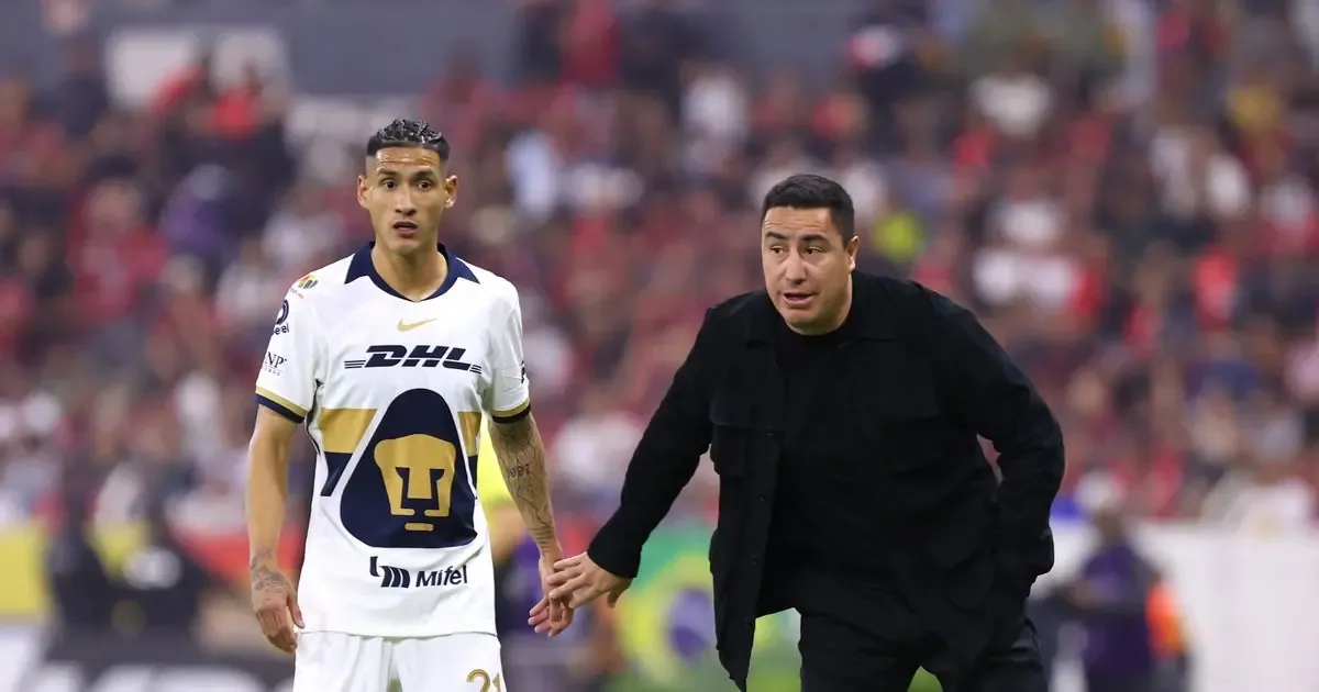 El exjugador destaca las deficiencias del equipo universitario tras recientes empates.