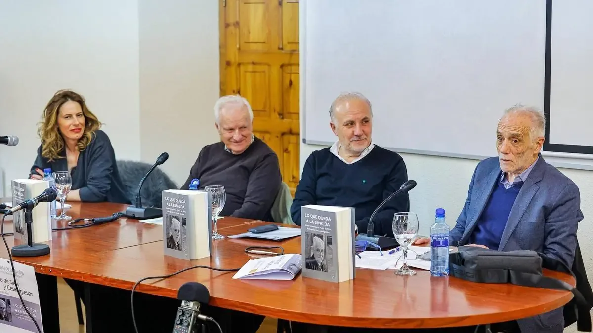 El expresidente presenta su libro y reflexiona sobre la identidad asturiana marcada por la minería.