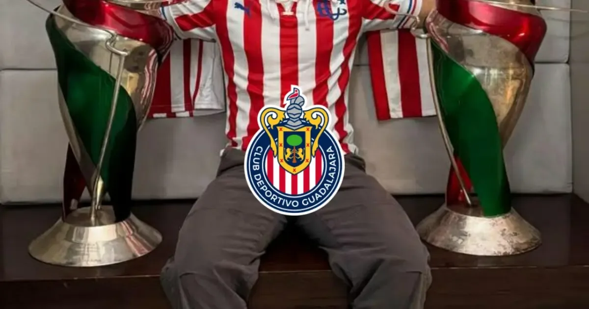 El futbolista se despide tras una destacada carrera y sin encontrar equipo.