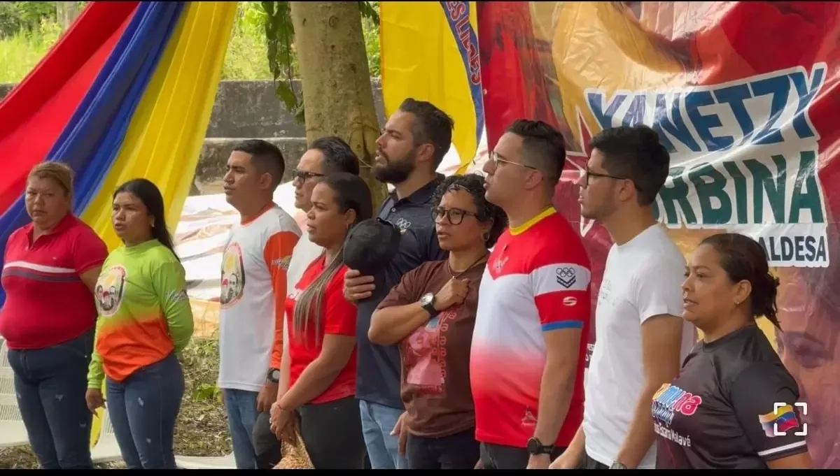 El gobernador destaca el empoderamiento comunal tras las elecciones del 8 de marzo.