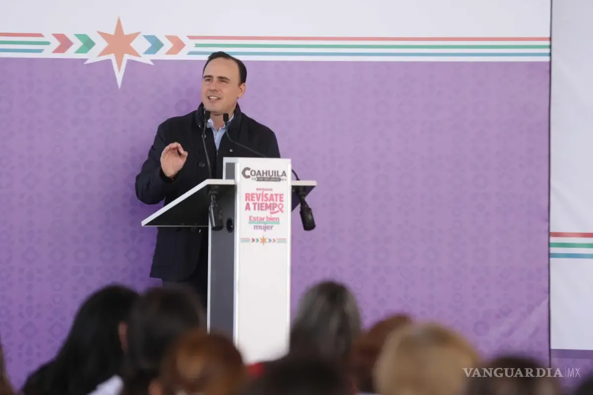 El gobernador Manolo Jiménez Salinas anuncia oportunidades laborales en Coahuila.