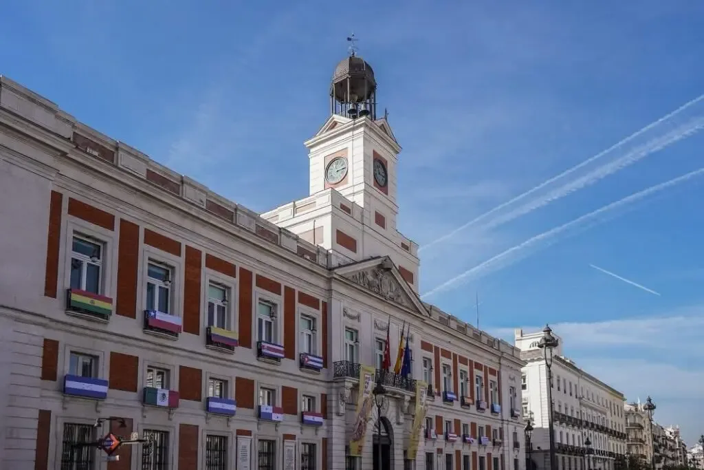 El gobernador Mauricio Kuri en la Feria Internacional de Turismo en Madrid.