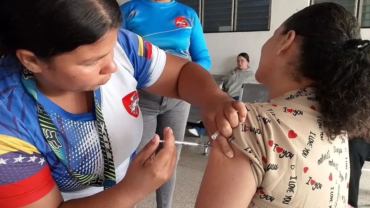 El gobierno lanza una campaña de vacunación tras confirmar un brote que afecta varios estados del país.