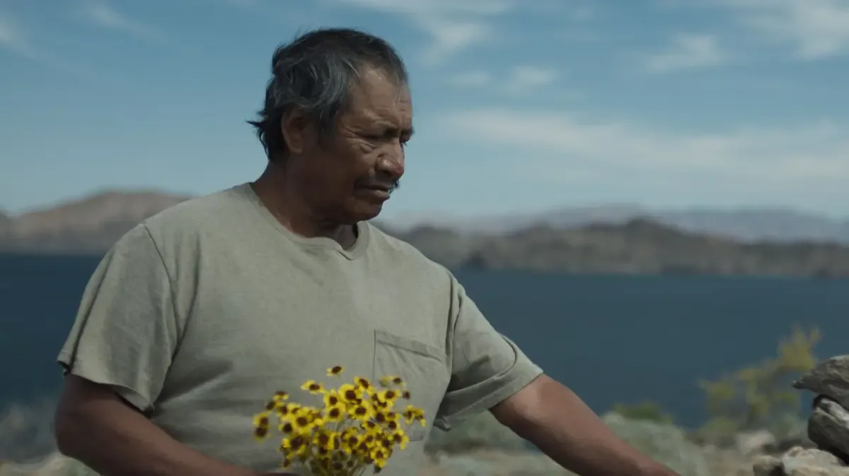 La ópera prima de Nuria Ibáñez Castañeda aborda la vida de un deportado y la realidad de los repatriados en México.