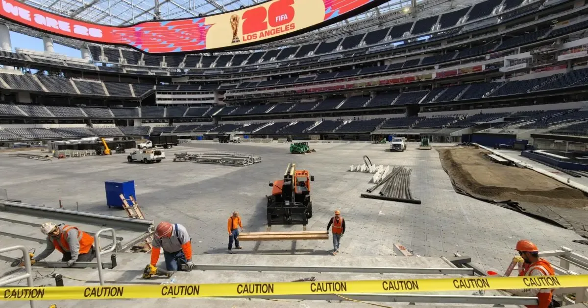 El icónico estadio de Los Ángeles se prepara para acoger ocho partidos del campeonato mundial.
