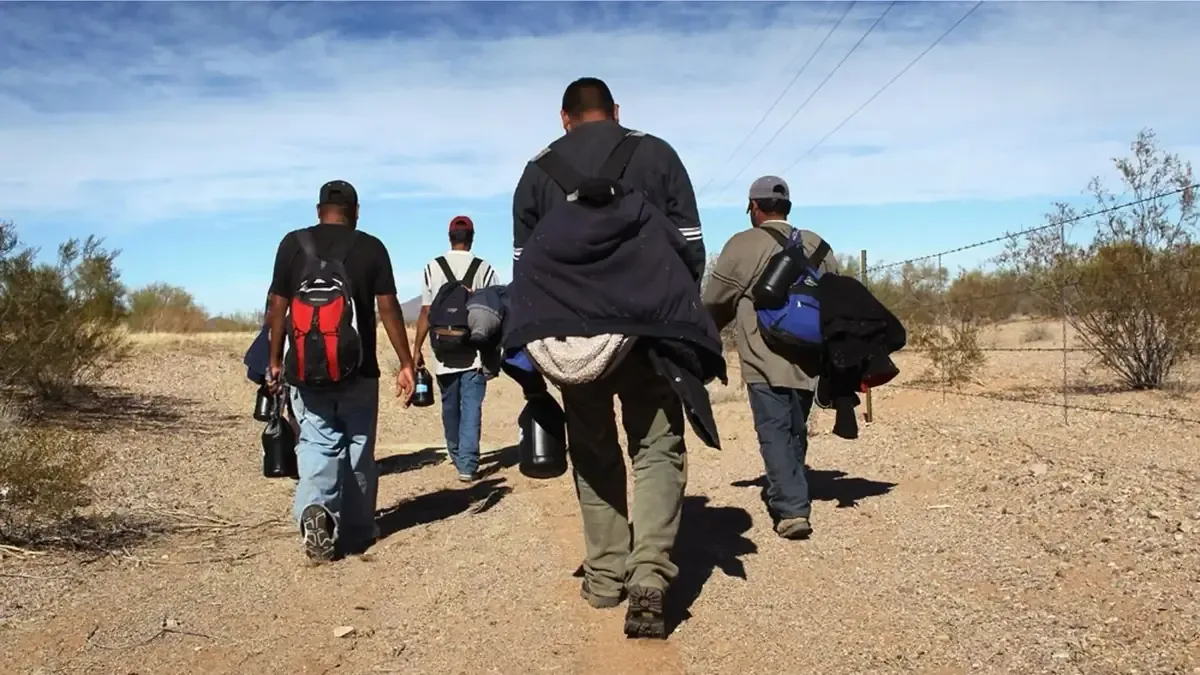Las remesas juegan un papel crítico en la economía de El Salvador y la vida de sus migrantes.