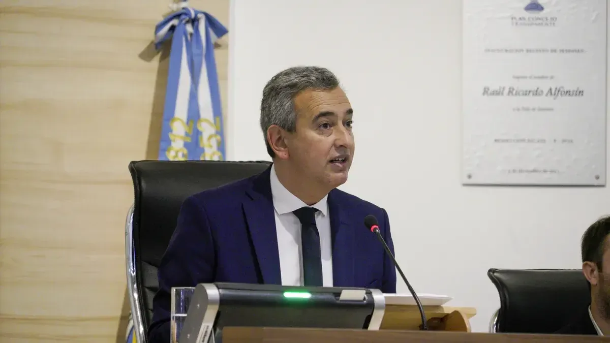 El intendente busca transformar barrios afectados por la violencia a través de un ambicioso plan de obras y seguridad.