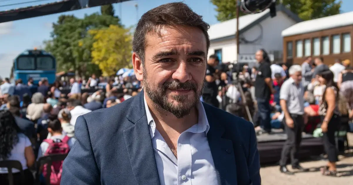 El intendente defiende la participación ciudadana y el calendario electoral tras el triunfo oficialista.