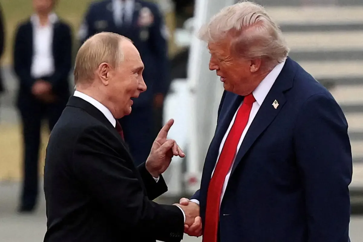 Rusia rechaza afirmaciones de Trump sobre la guerra y aboga por la diplomacia.