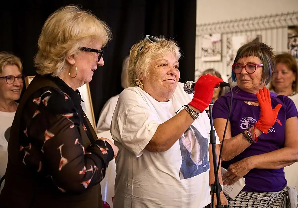 La madre de Nagore Laffage continúa luchando contra la violencia machista en un emotivo homenaje en Pamplona.
