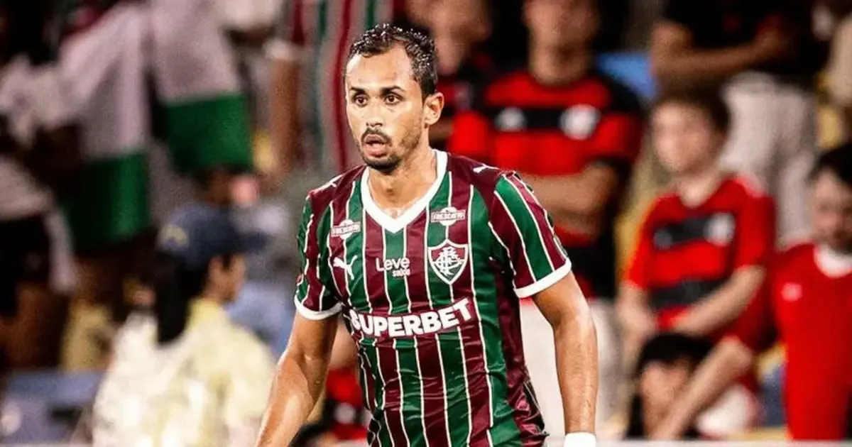 El mediocampista brasileño llega para cubrir la baja de Álvaro Fidalgo tras su traslado al Real Betis.
