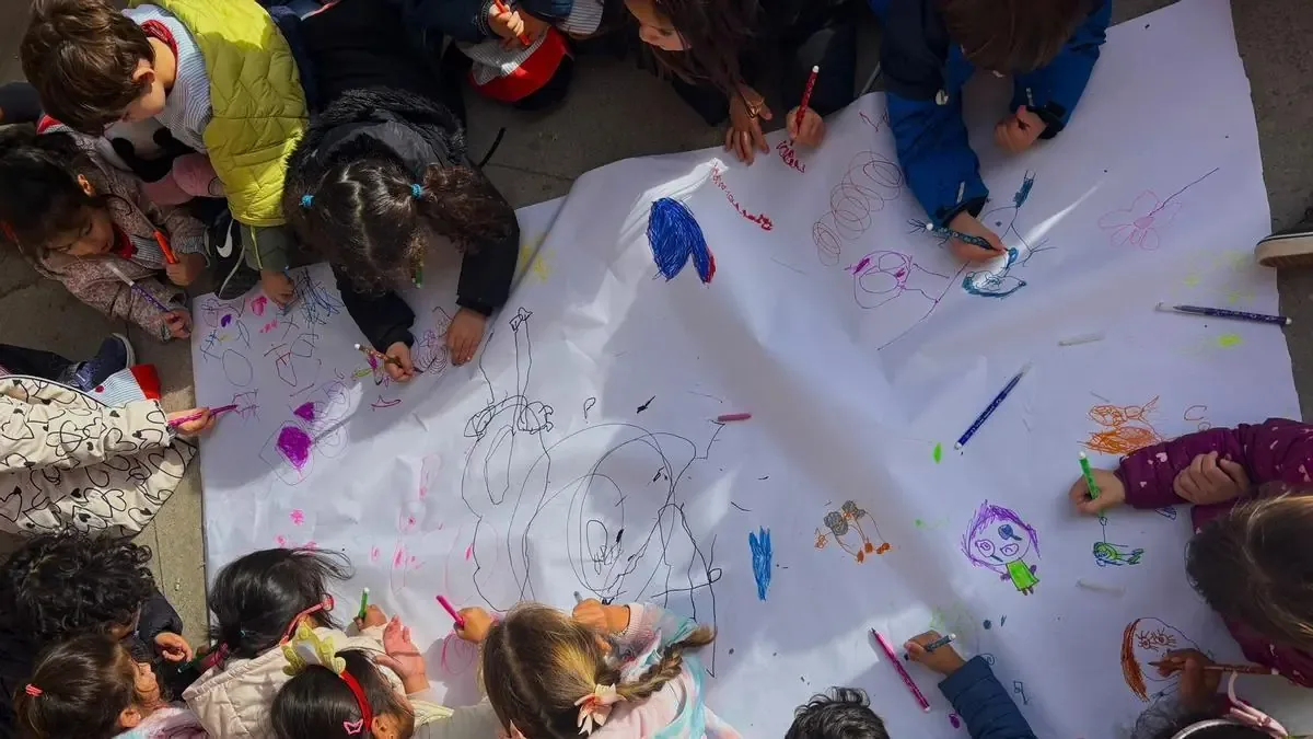El ocio educativo y sociocultural en España genera empleo y economía, pero sigue sin recibir el reconocimiento adecuado.