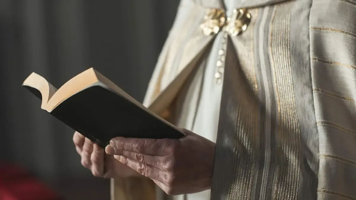 El Papa destaca la importancia de la Palabra de Dios en medio del ruido del mundo.