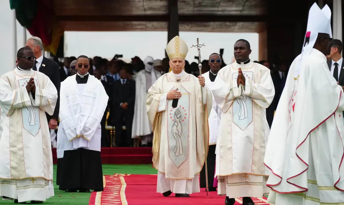 El Papa destaca la solidaridad y la lucha contra la corrupción en su gira africana.