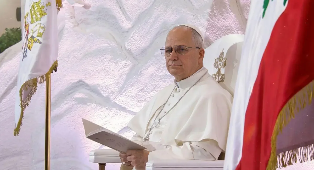 El Papa León XIV llama a rechazar la violencia y promover la paz en medio del conflicto.