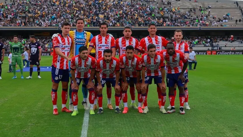 "El partido entre Chivas y Atl. de San Luis promete ser emocionante en el Clausura."