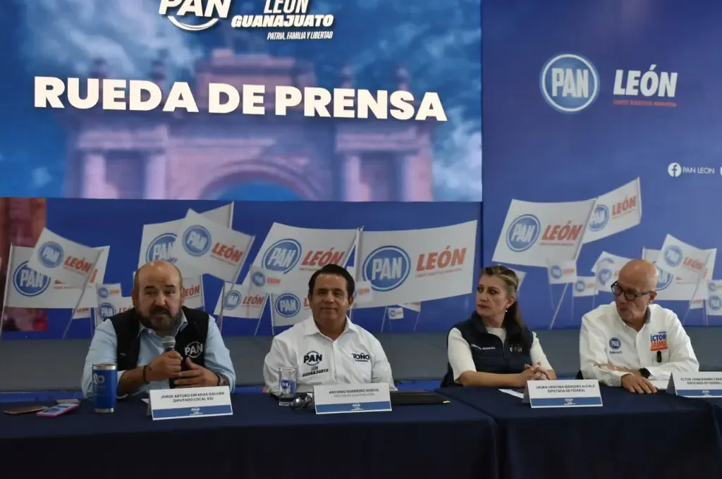 El partido se declara como “muro de contención” ante la 4T y destaca logros en salud y economía.