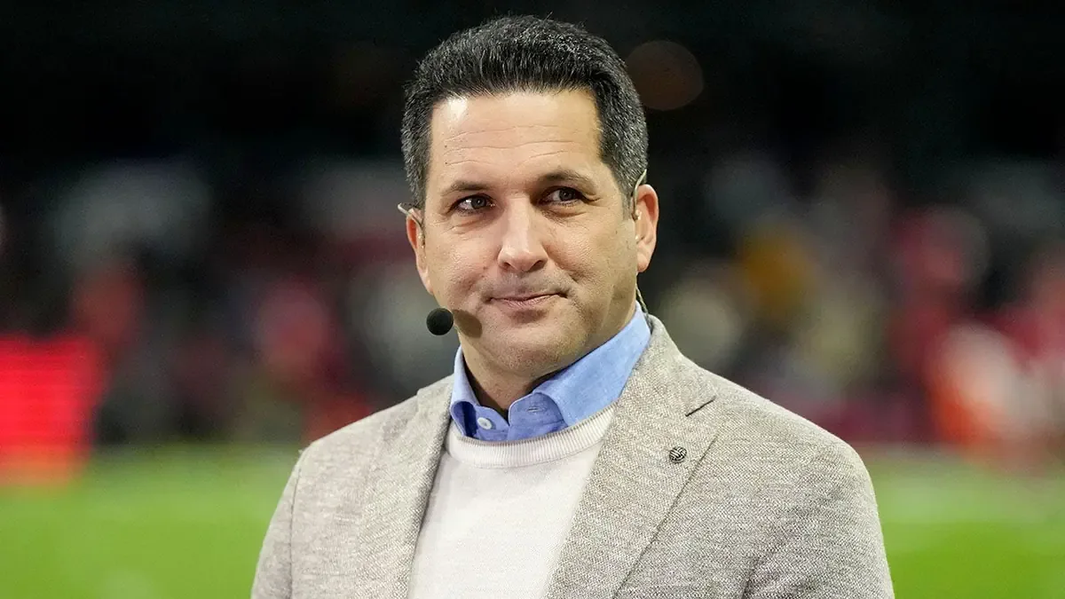 El periodista de ESPN aborda el controversia que involucra a Dianna Russini y Mike Vrabel.