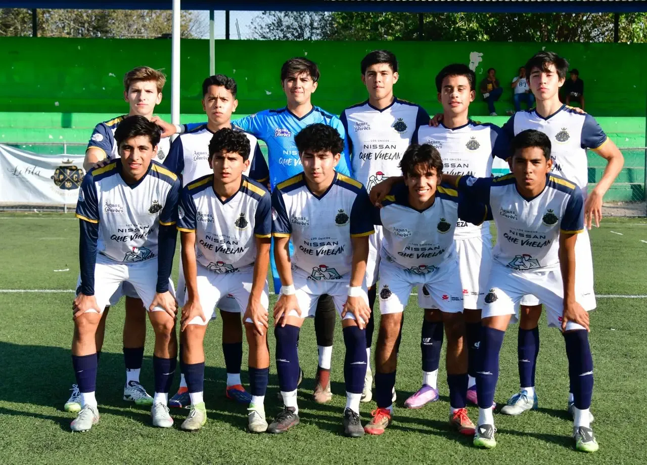 El Potosinos Futbol Club durante un entrenamiento previo al encuentro del domingo.