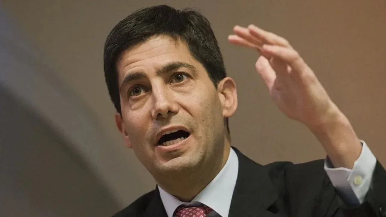 El presidente Donald Trump anuncia la nominación de Kevin Warsh para la Reserva Federal.