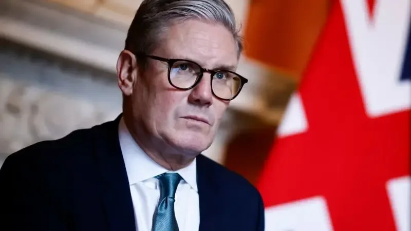 El primer ministro del Reino Unido, Keir Starmer, en medio de una crisis política.