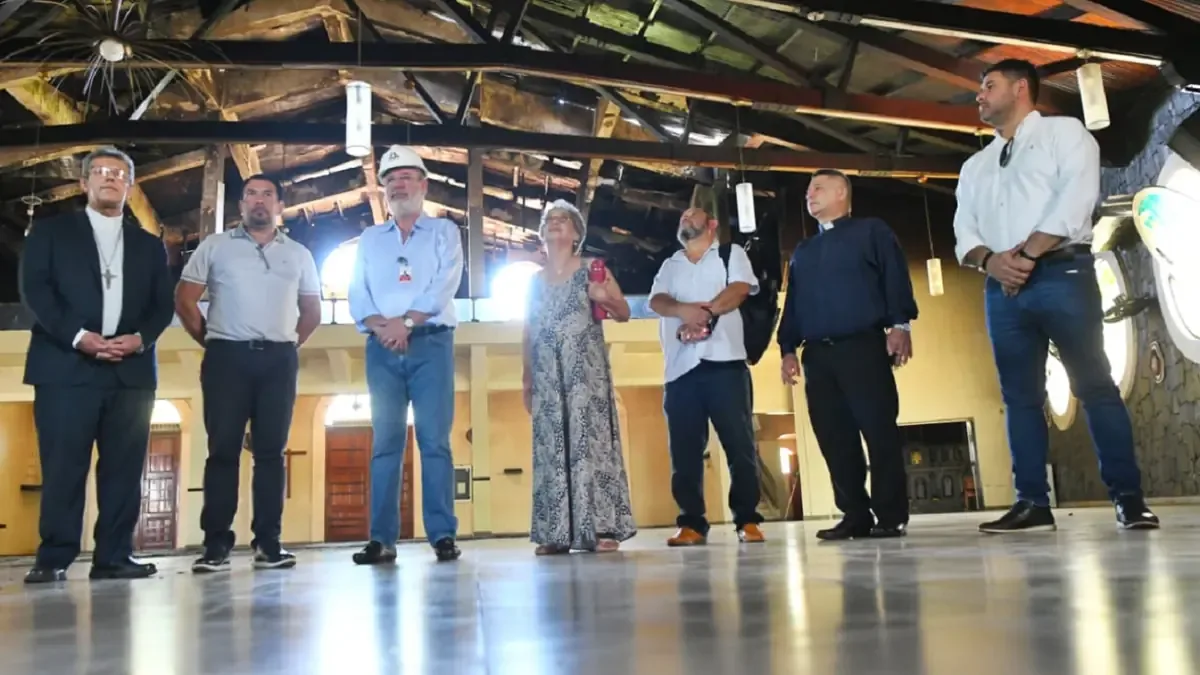 El proceso de reconstrucción del templo afectado por un incendio comenzará en un plazo de 45 días.