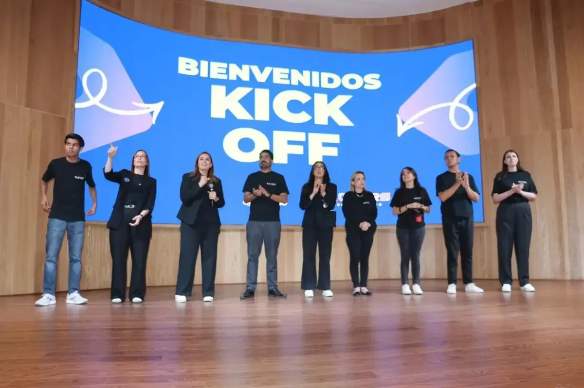El programa "Bloquers" beneficia a emprendedores locales con diversas etapas de desarrollo empresarial.