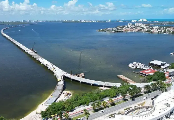 "El Puente Nichupté en Cancún se reforzará antes de su inauguración."