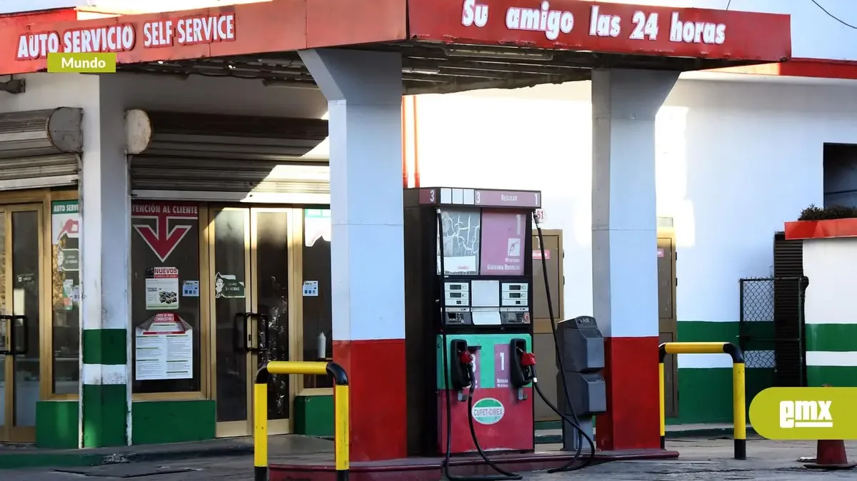 El racionamiento de crudo anunciado por el Gobierno impacta el transporte y la cultura en la isla.