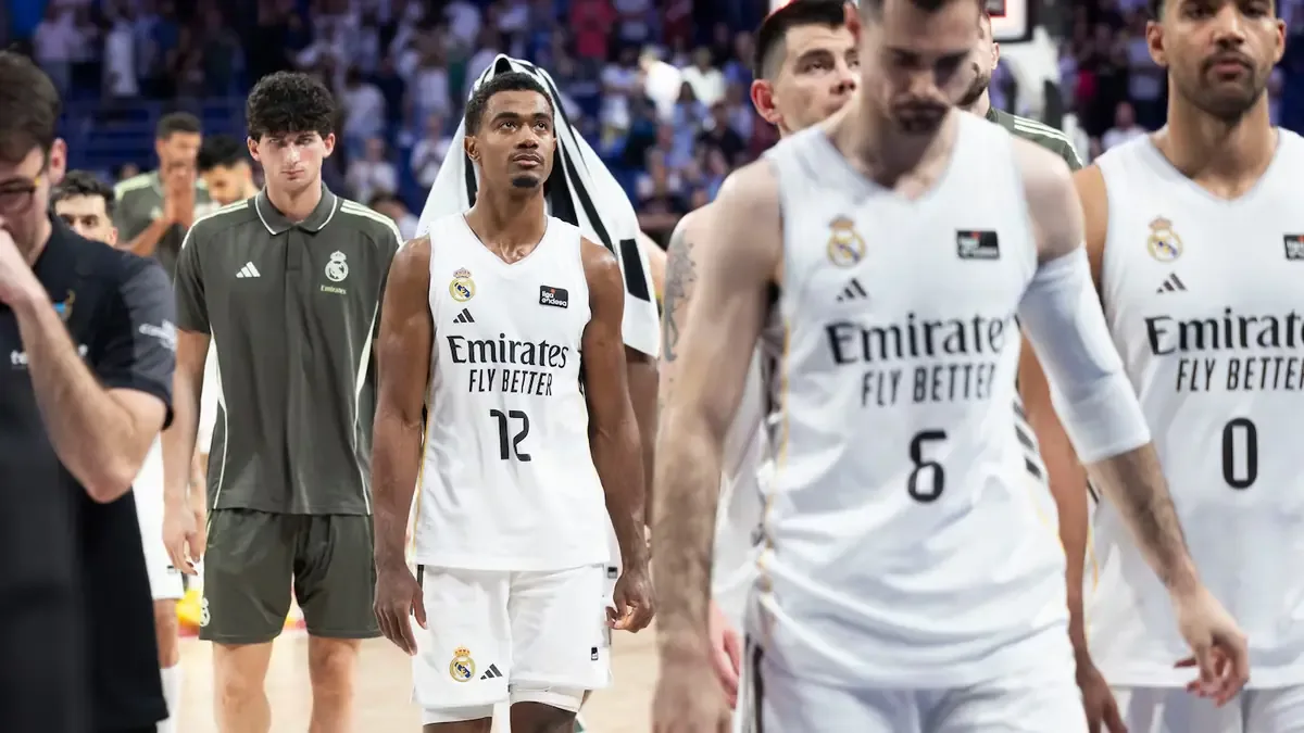 El club se despide de la temporada sin títulos, generando incertidumbre.