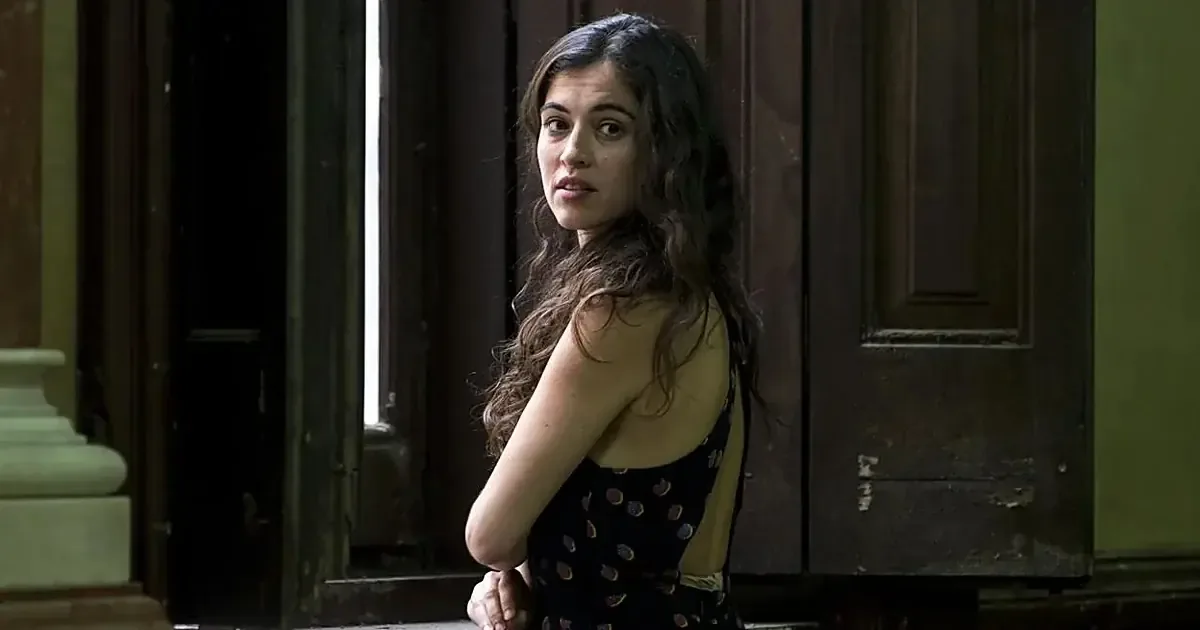 La cantante catalana presenta un nuevo álbum mientras otros artistas liberan sorprendentes trabajos.