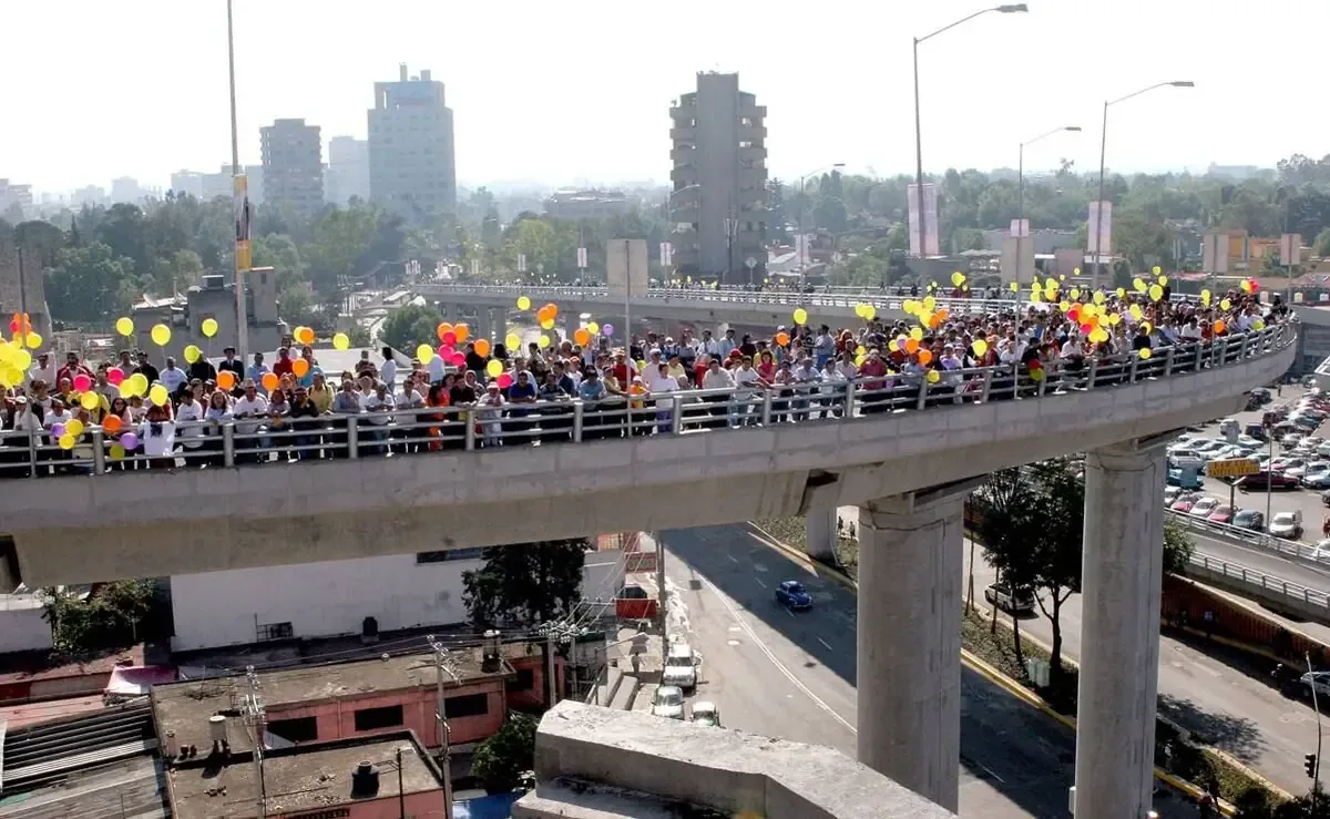 Esta obra emblemática ha transformado la movilidad en la capital mexicana desde su inauguración.
