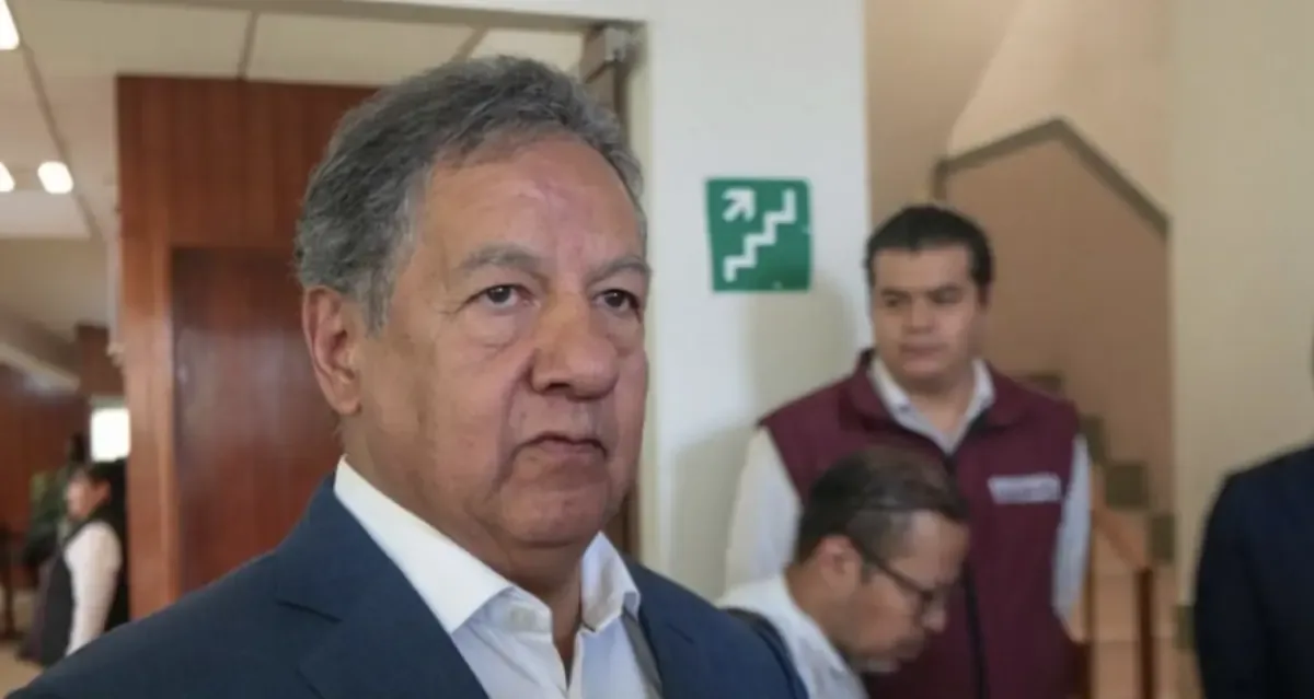 El senador destaca la importancia de enfrentar la corrupción en el partido antes de las elecciones de 2027.