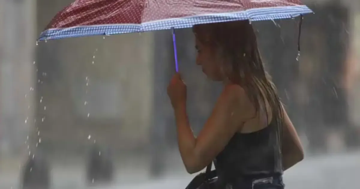 El SMN advierte sobre posibles peligros por intensas tormentas en la provincia.