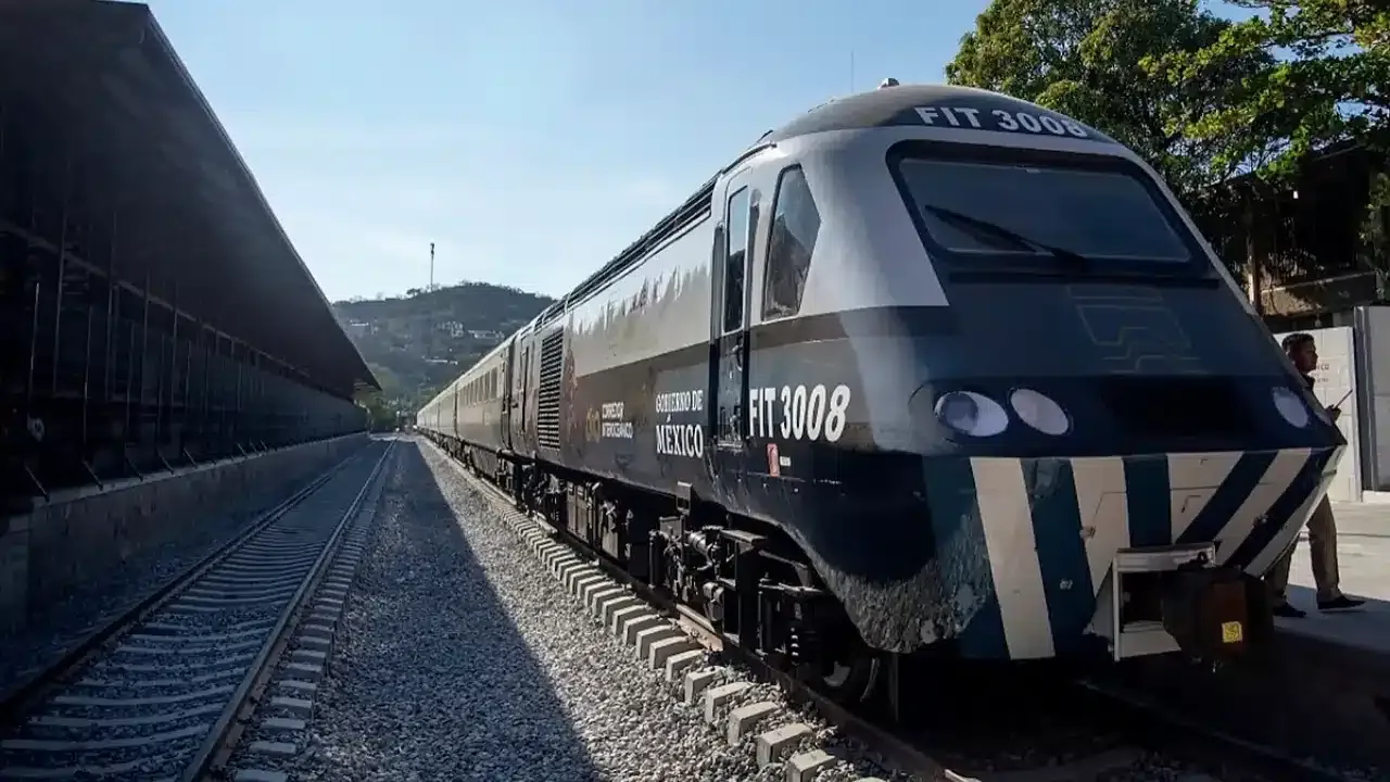 El Tren Maya promete revolucionar el turismo y transporte en el sureste de México.