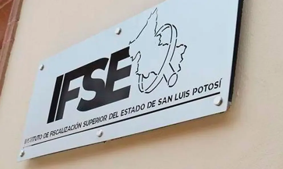 El Tribunal Electoral de San Luis Potosí enfrenta ajustes no autorizados en su presupuesto fiscal.