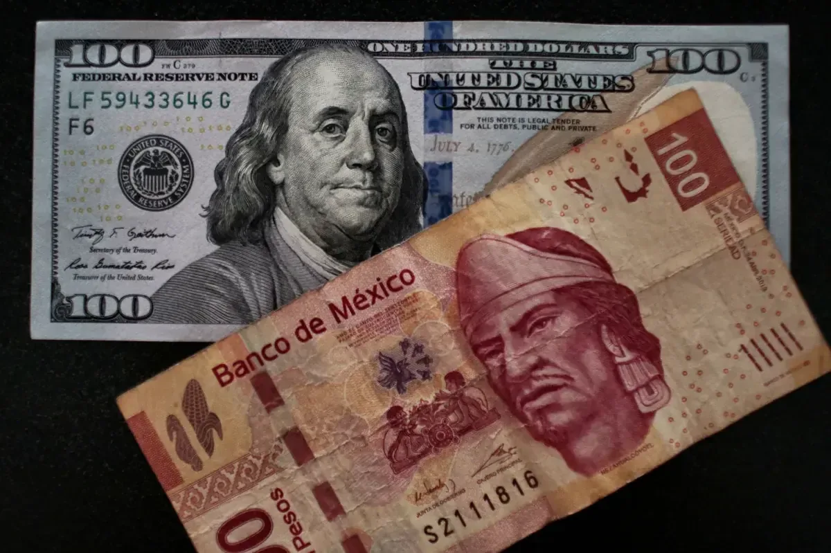 El valor del dólar muestra fluctuaciones en México y Latinoamérica, afectando remesas y transacciones.