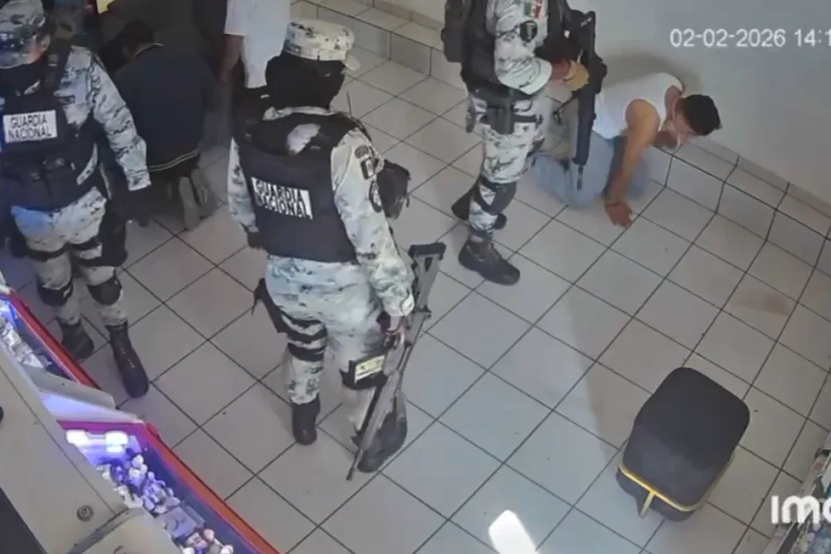 Elementos de la Guardia Nacional durante la intervención en Aguascalientes.