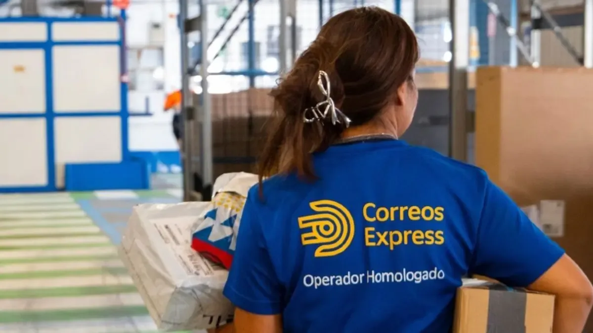 Empleo sin oposición y horarios flexibles para aspirantes en Correos Express.